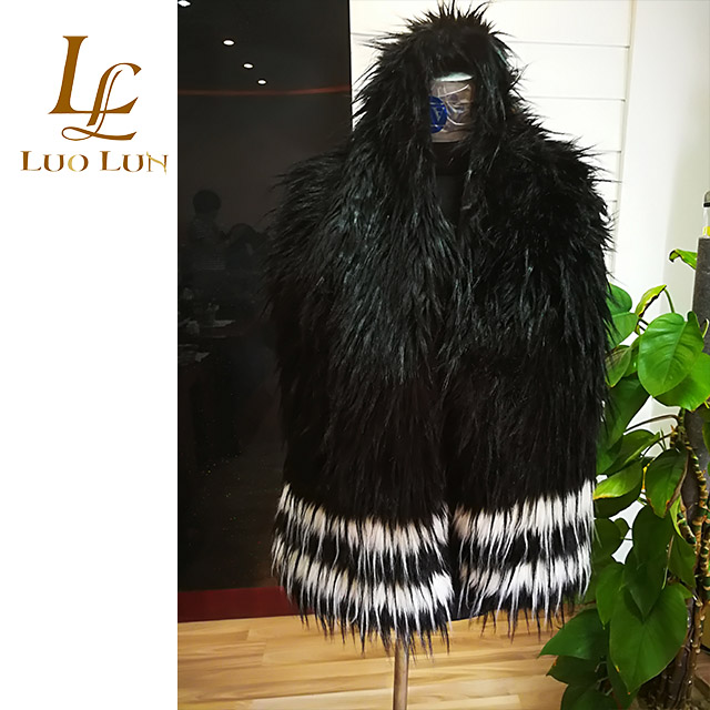 Wholesale Fashion Warm Winter Fur Long Scarf Faux Fur Scarf