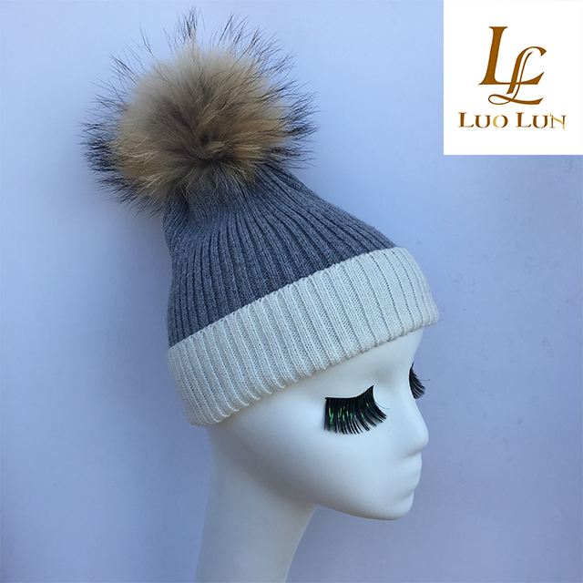 2018 winter fashion women raccoon ball fur knitted beanie hat