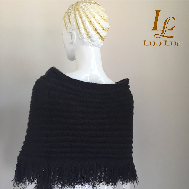 New design elegant knitting wool women cloak